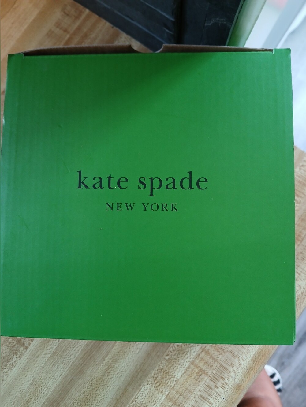 Kate Spade NIB Blue Dog Bowl For Small/Medium Dogs - Picture 2 of 6